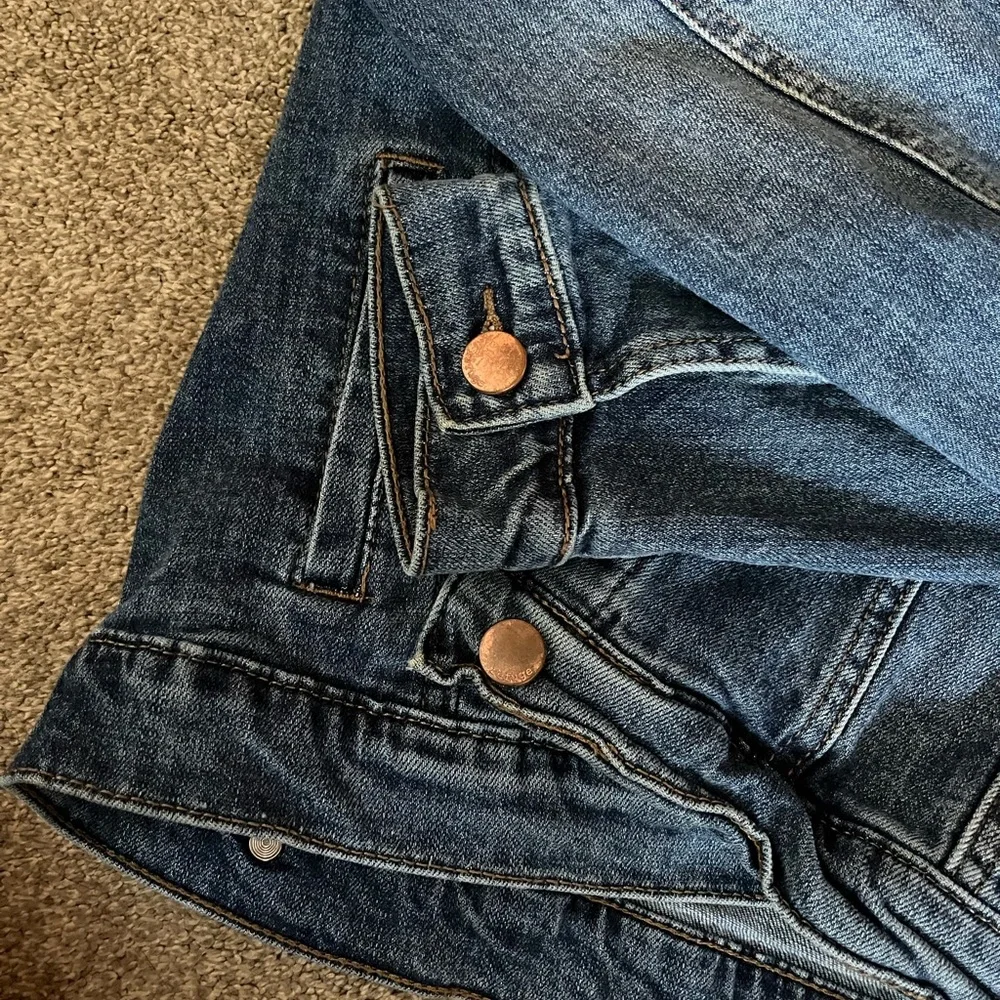 Jean jacket - Picture 4 of 4